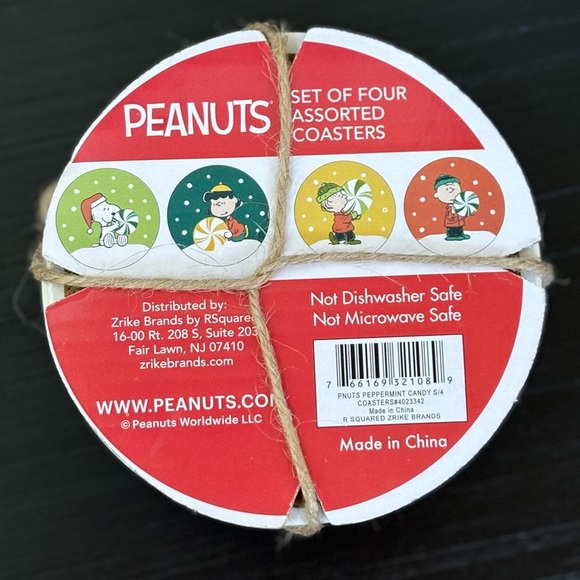 SNOOPY Peanuts CHRISTMAS HOLIDAY Coasters Set Of 4 Assorted 4” NEW - Picture 3 of 3